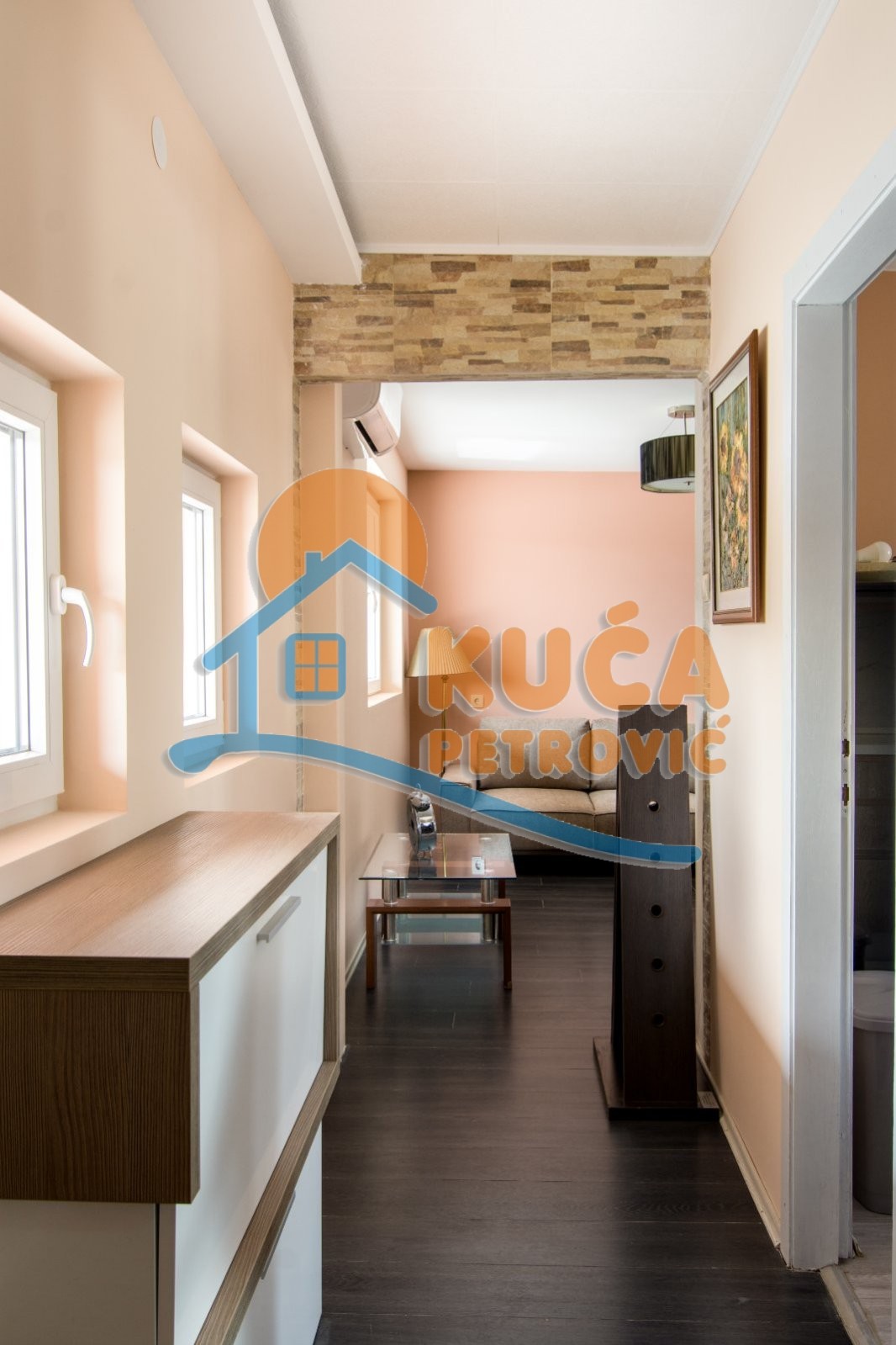 Dvosoban stan, 47 m2, Centar, Nade Tomić ID: i-02019 2