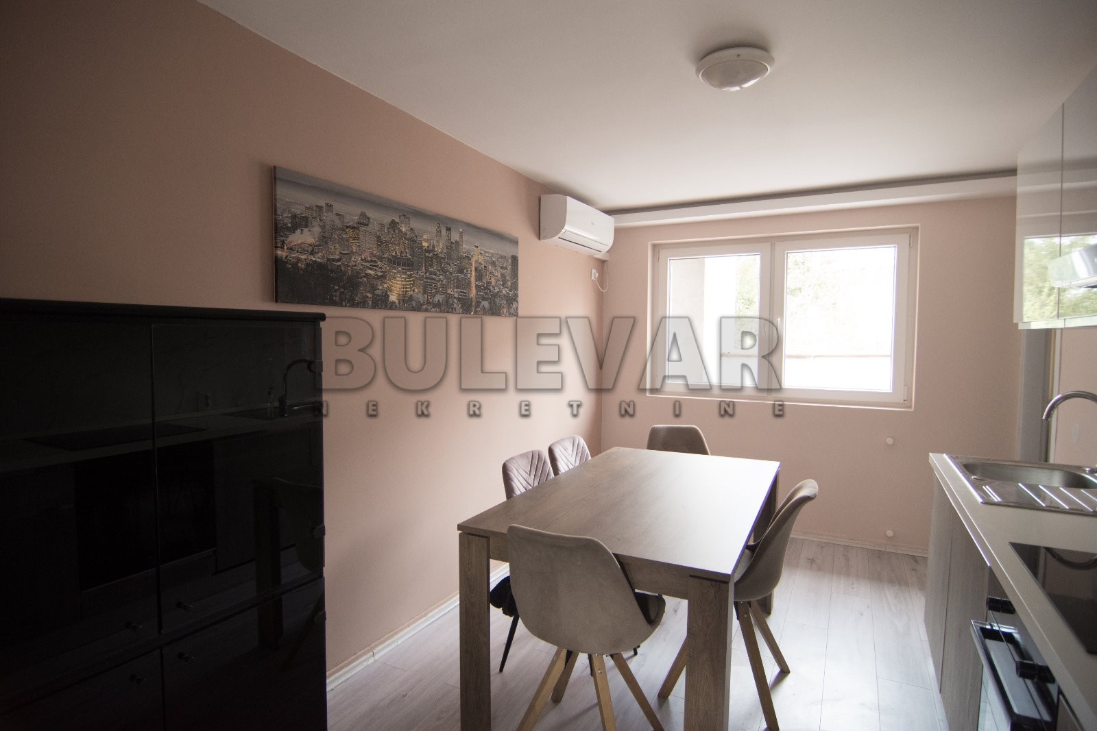 Dvosoban stan, 47 m2, Centar, Nade Tomić ID: i-02019 6