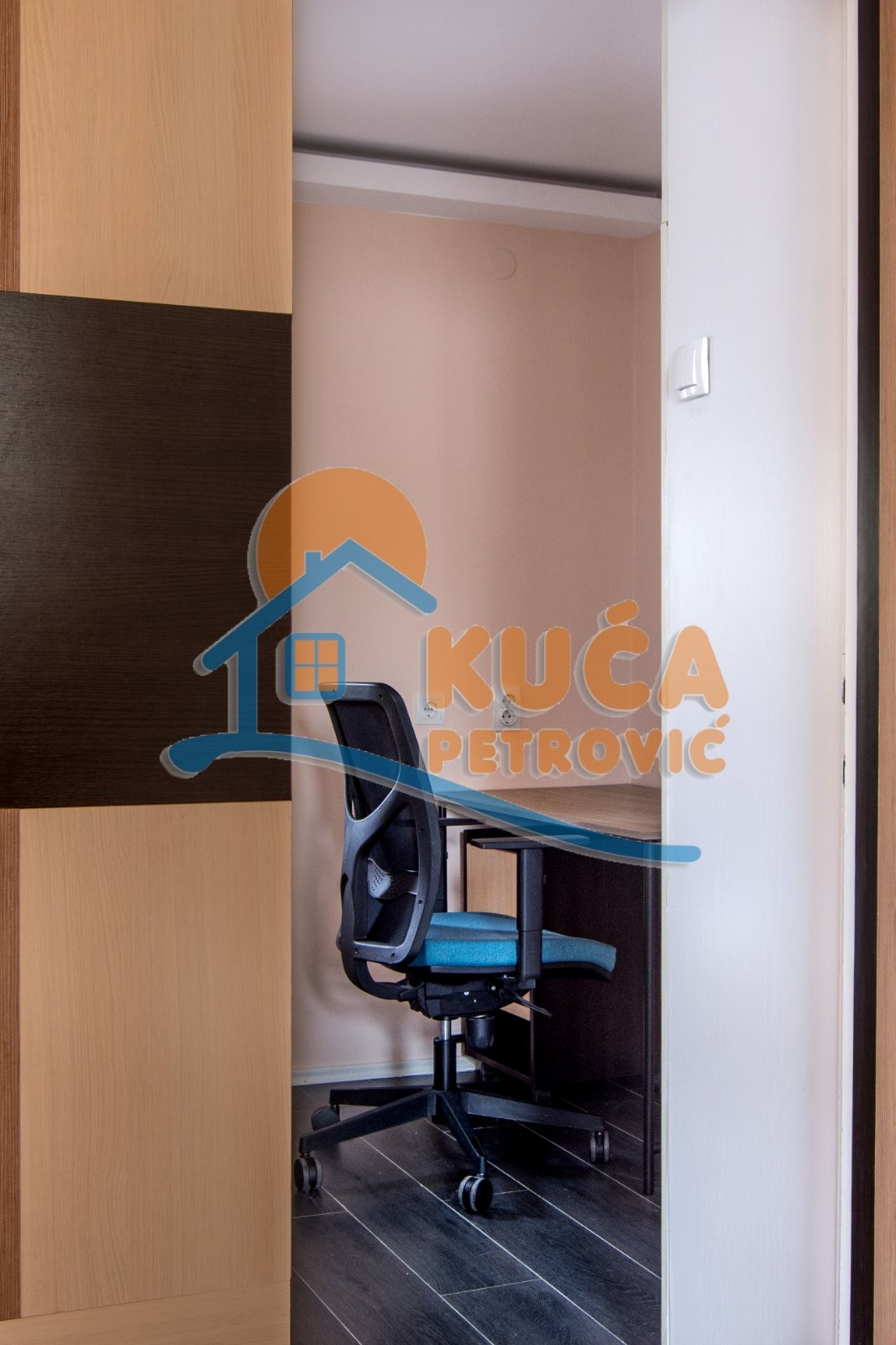 Dvosoban stan, 47 m2, Centar, Nade Tomić ID: i-02019 18