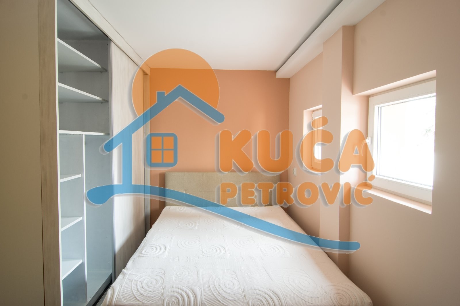 Dvosoban stan, 47 m2, Centar, Nade Tomić ID: i-02019 19