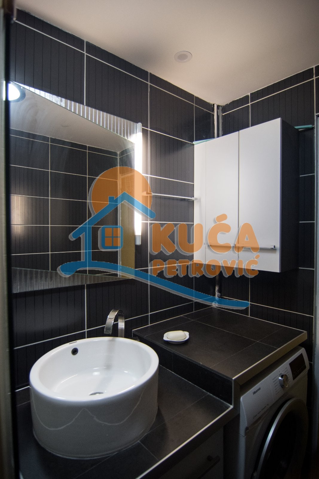 Dvosoban stan, 47 m2, Centar, Nade Tomić ID: i-02019 15