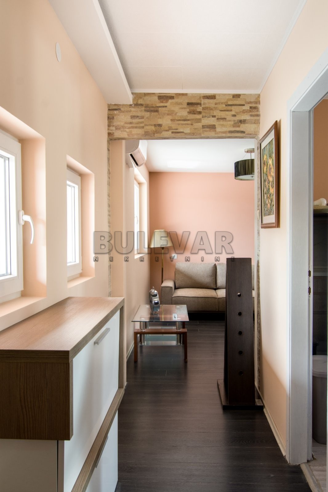 Dvosoban stan, 47 m2, Centar, Nade Tomić ID: i-02019 2