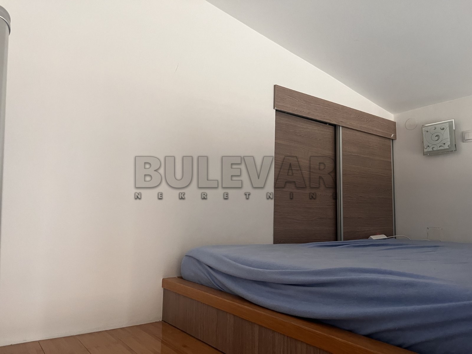 Jednosoban stan, 40 m2, Centar, Milorada Veljkovića Špaje ID: i-09449 4