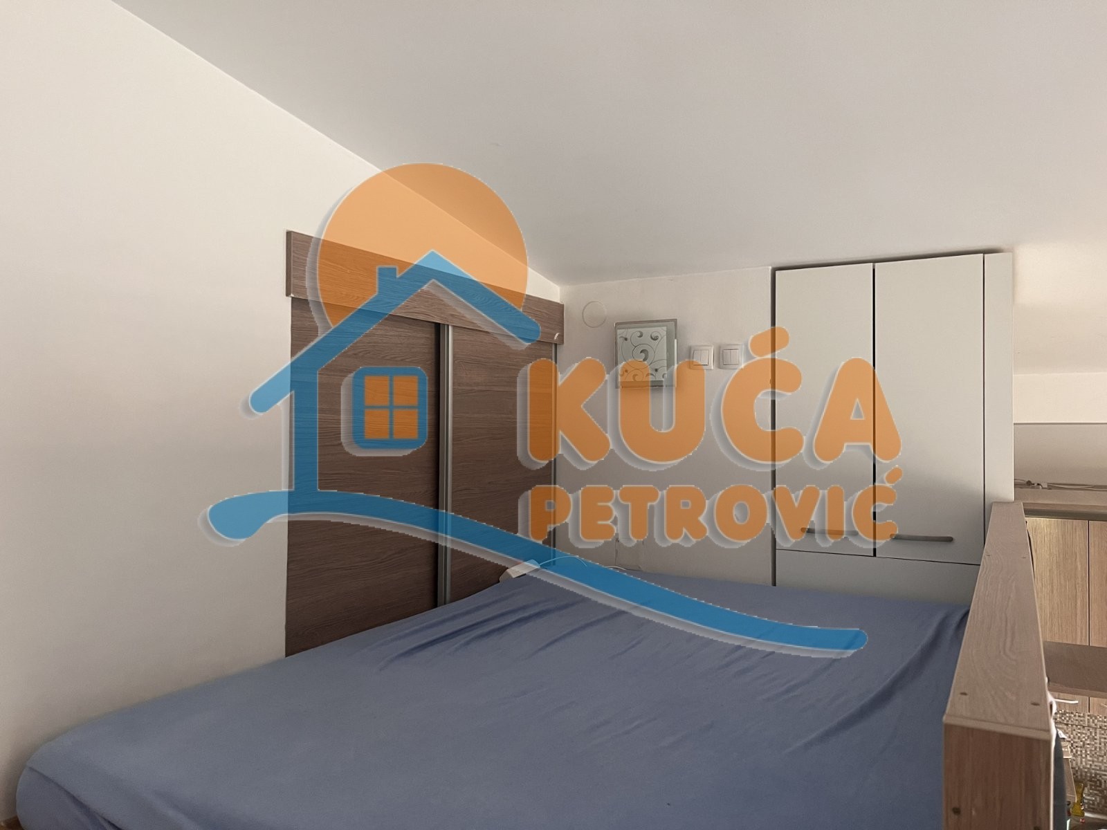 Jednosoban stan, 40 m2, Centar, Milorada Veljkovića Špaje ID: i-09449 5