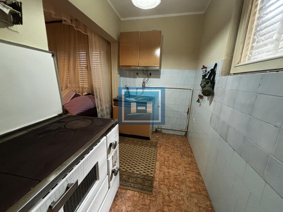 Kompletno seosko domaćinstvo na 7 km od Jagodine 10