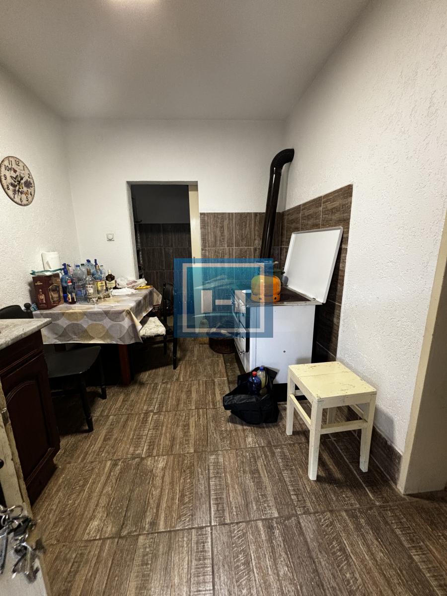 Kompletno seosko domaćinstvo na 7 km od Jagodine 15