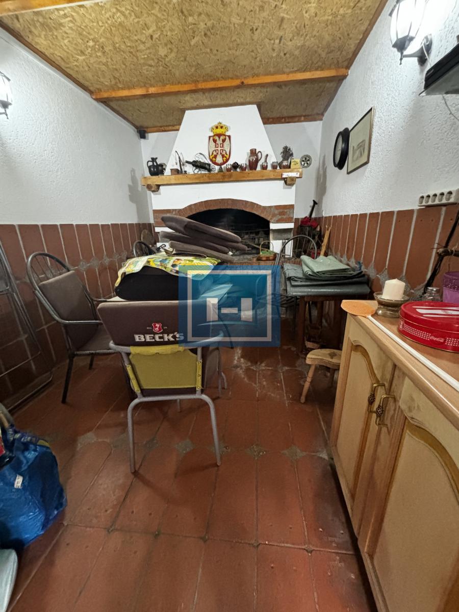 Kompletno seosko domaćinstvo na 7 km od Jagodine 22