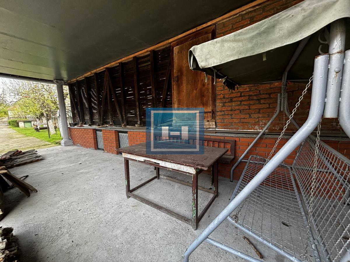 Kompletno seosko domaćinstvo na 7 km od Jagodine 31