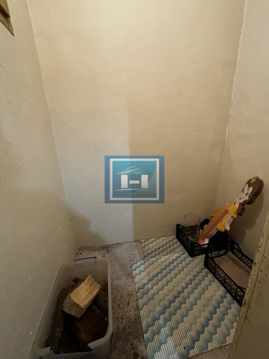 Kompletno seosko domaćinstvo na 7 km od Jagodine 42