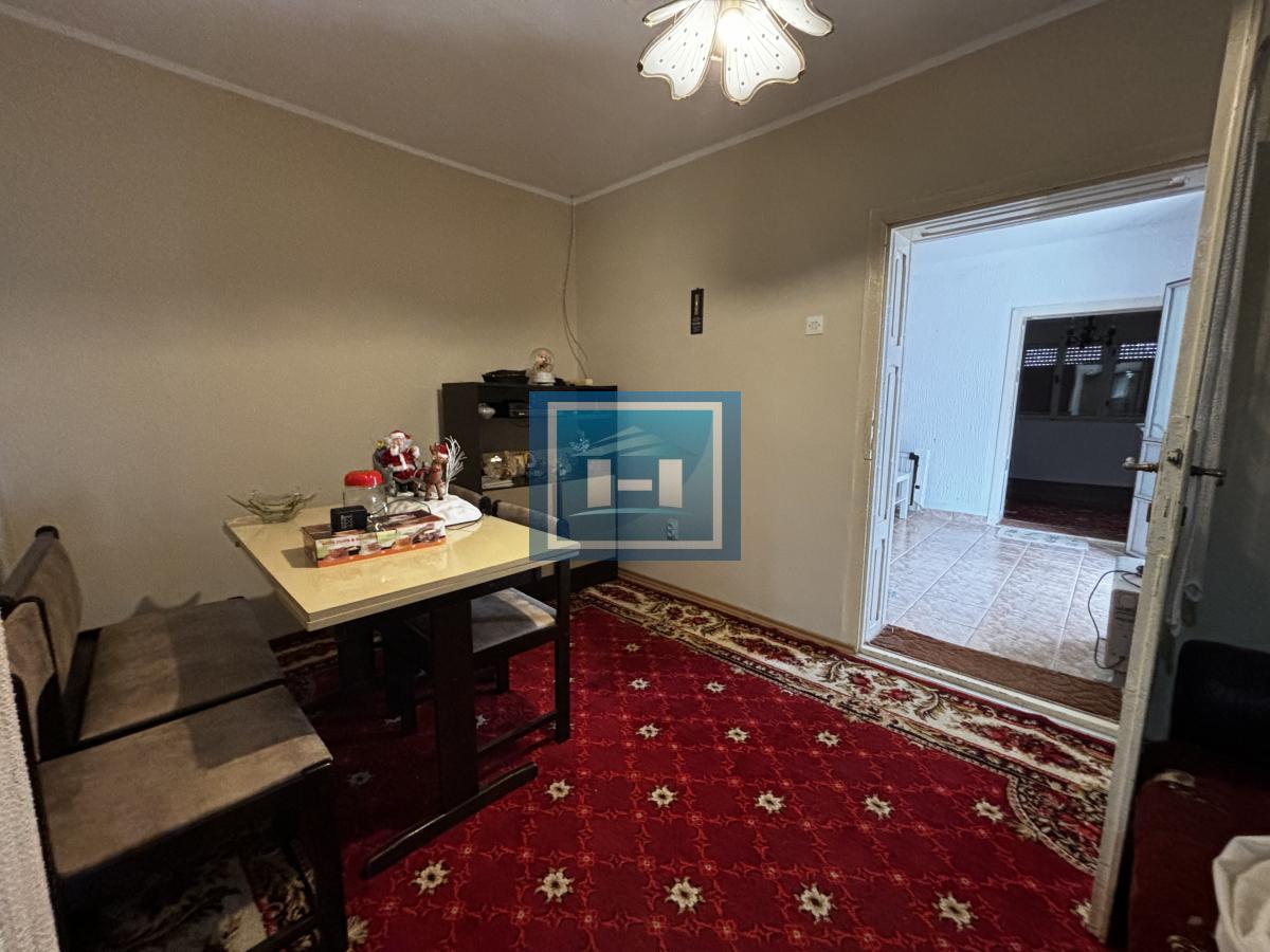 Kompletno seosko domaćinstvo na 7 km od Jagodine 43