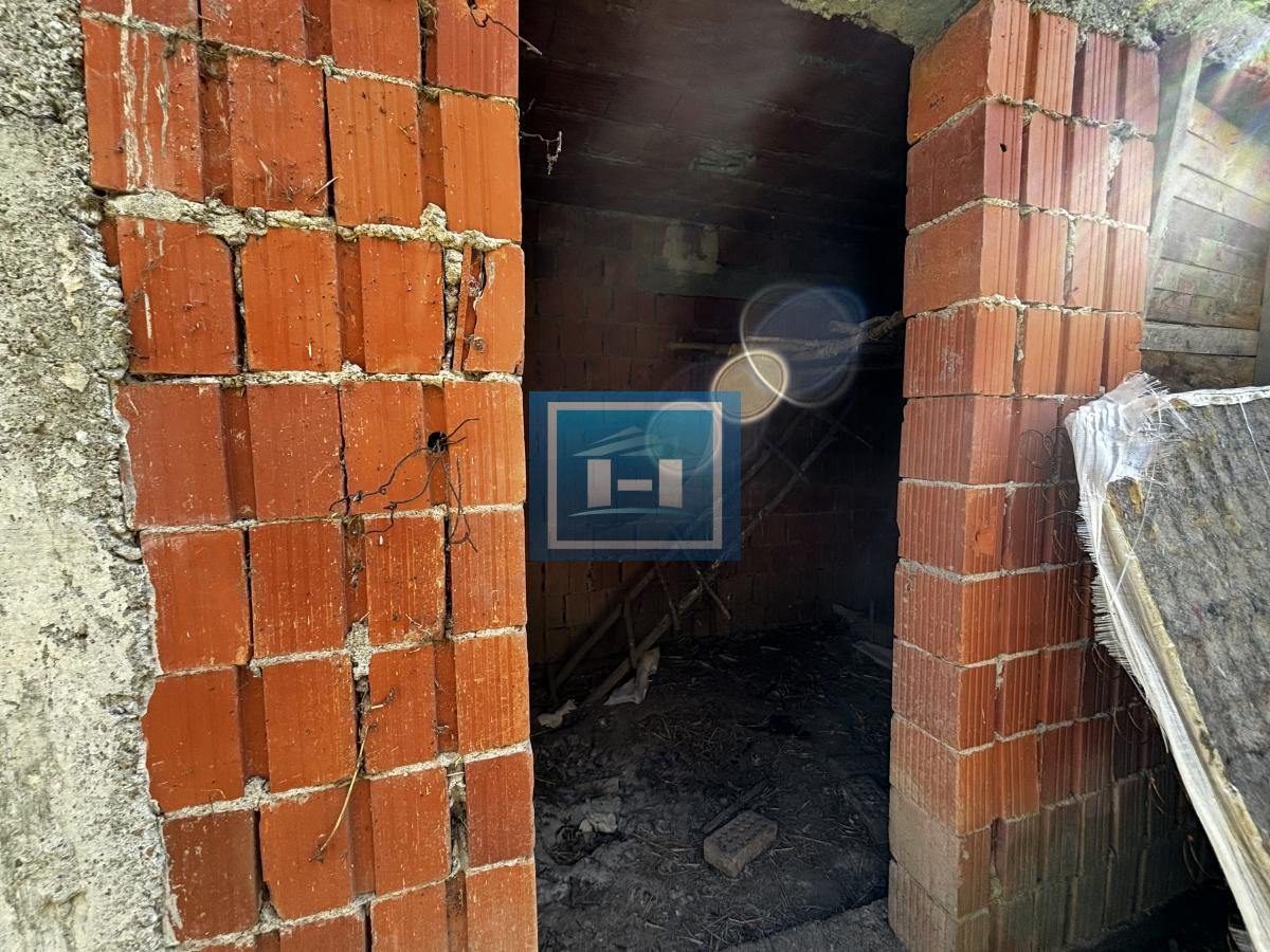 Povoljna kuća u selu Miloševo 11