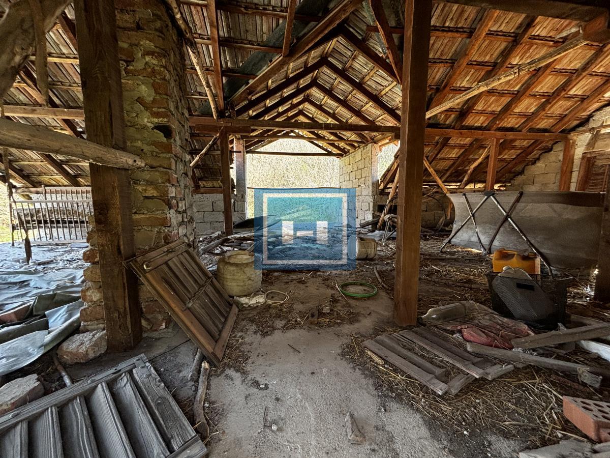 Povoljna kuća u selu Miloševo 15