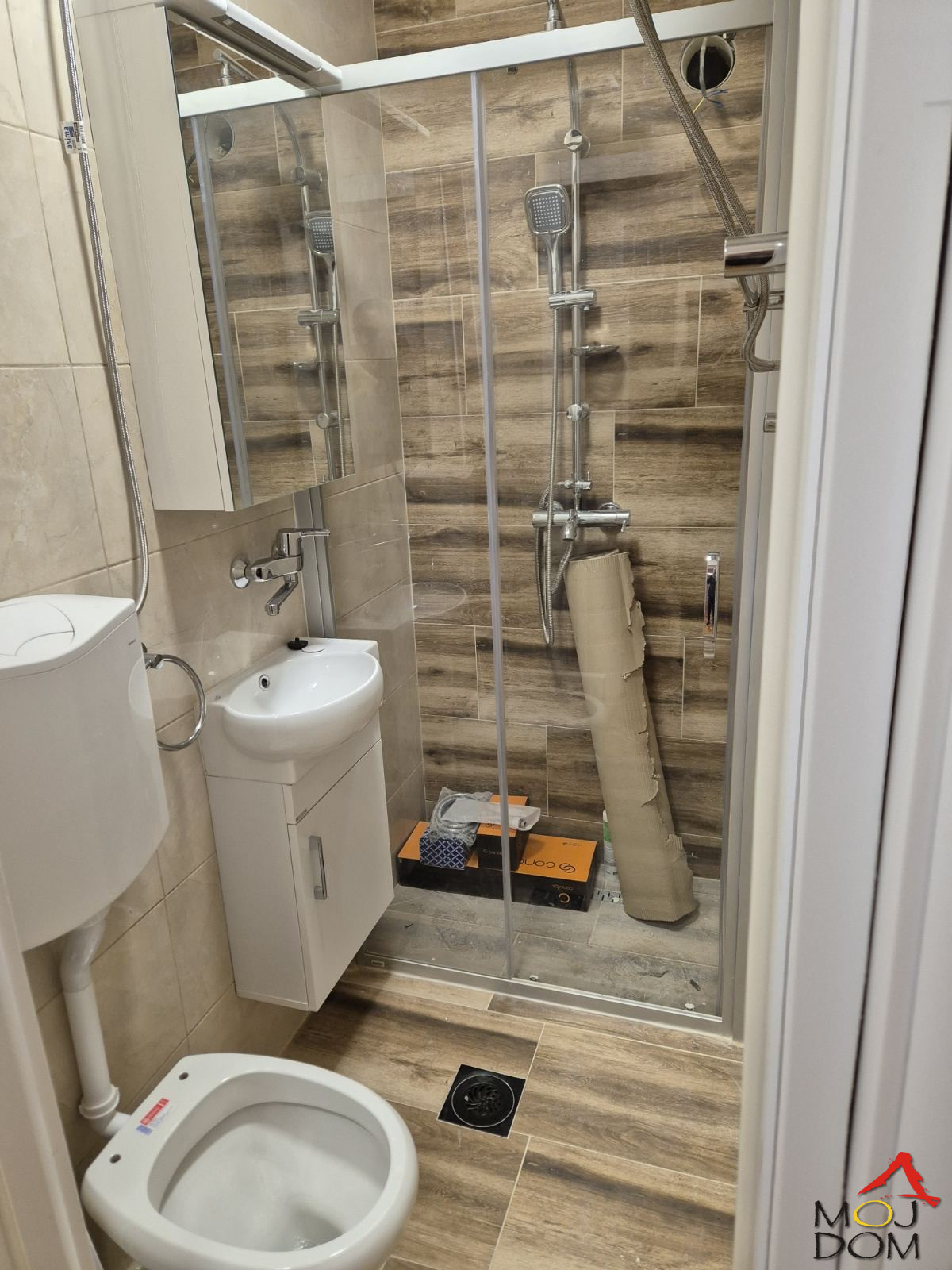 Stan,NOVI SAD,SATELIT,kv: 48, € 123600, ID: 1030154 8