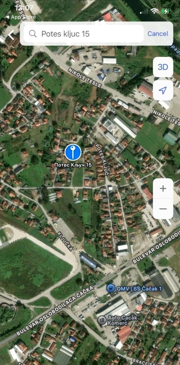 Na prodaju plac u Kljuckoj sa dve kuce i pomocnim objektima 2