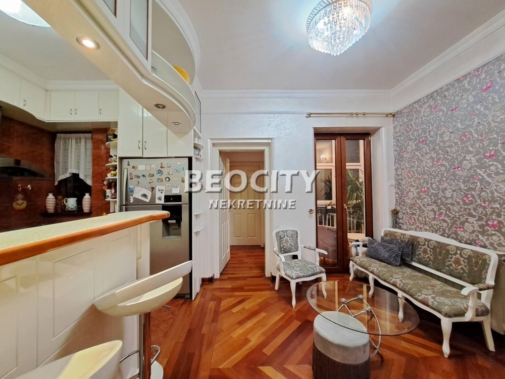 Trosoban stan, 110 m2, Slavija ID: 117799 17