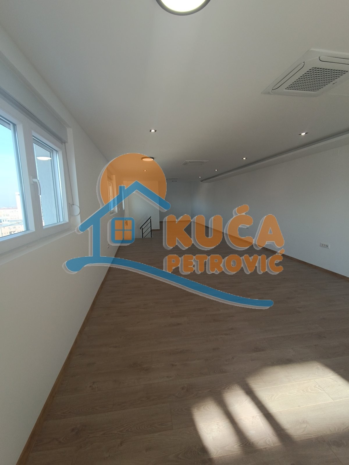 Lokal, 229 m2, Centar, Nade Tomić ID: i-013058 14