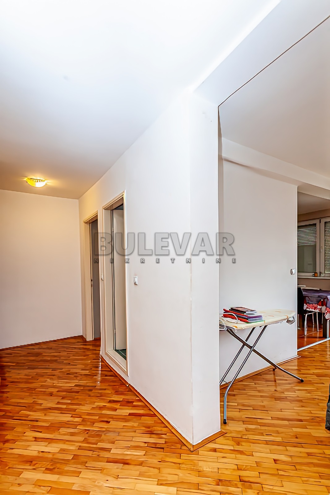četvorosoban stan, 95 m2, Park Svetog Save, Narodnih heroja ID: p-013805 12