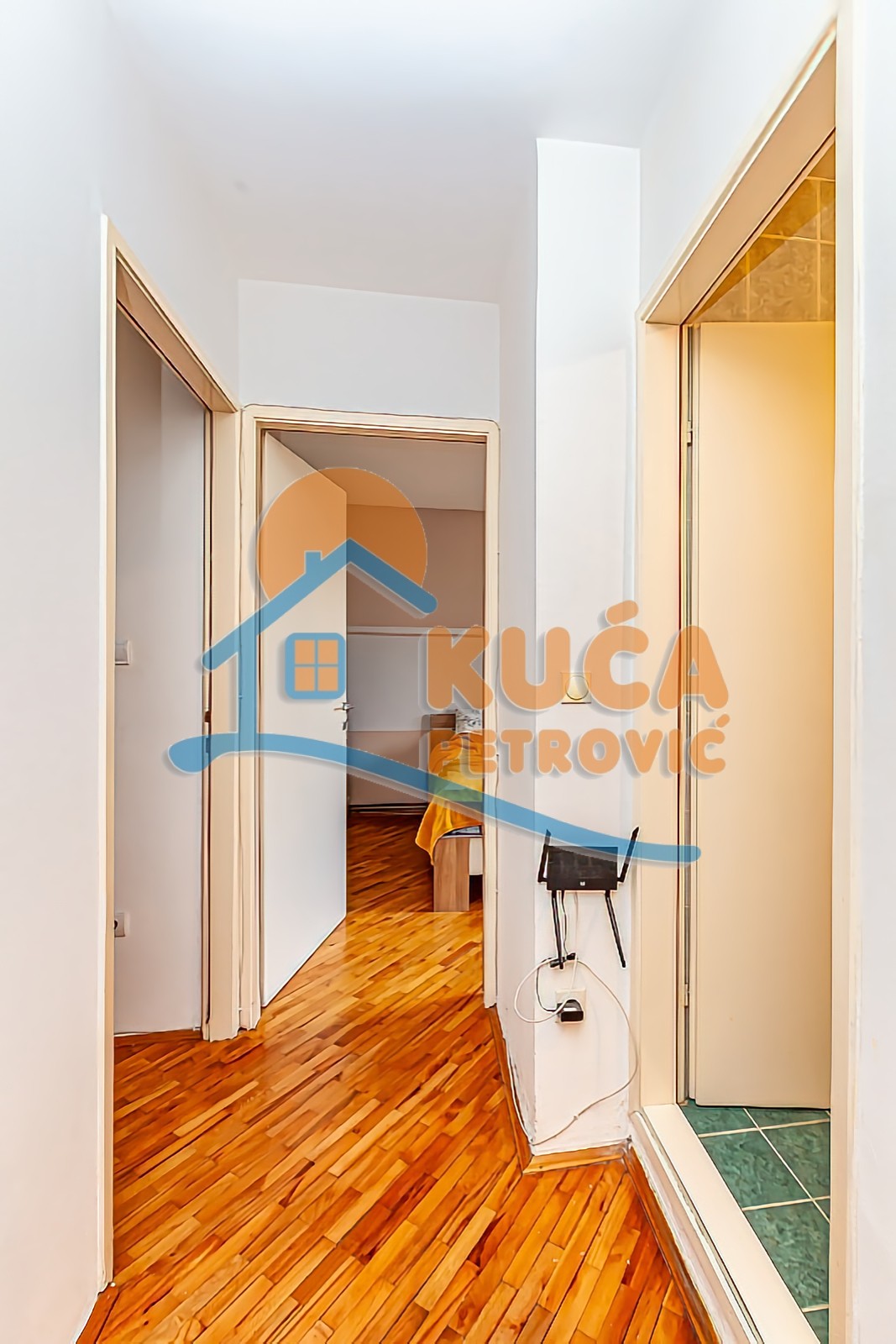 četvorosoban stan, 95 m2, Park Svetog Save, Narodnih heroja ID: p-013805 11