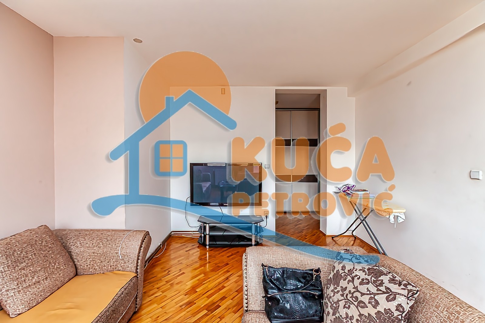 četvorosoban stan, 95 m2, Park Svetog Save, Narodnih heroja ID: p-013805 5