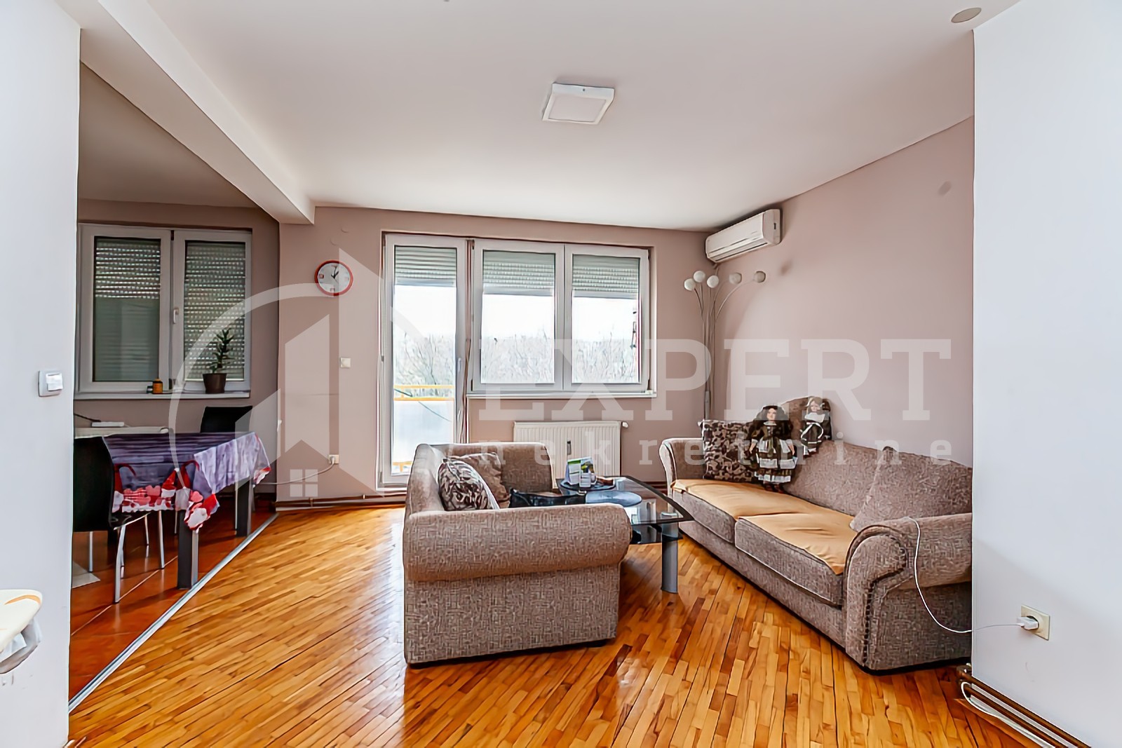 četvorosoban stan, 95 m2, Park Svetog Save, Narodnih heroja ID: p-013805 1