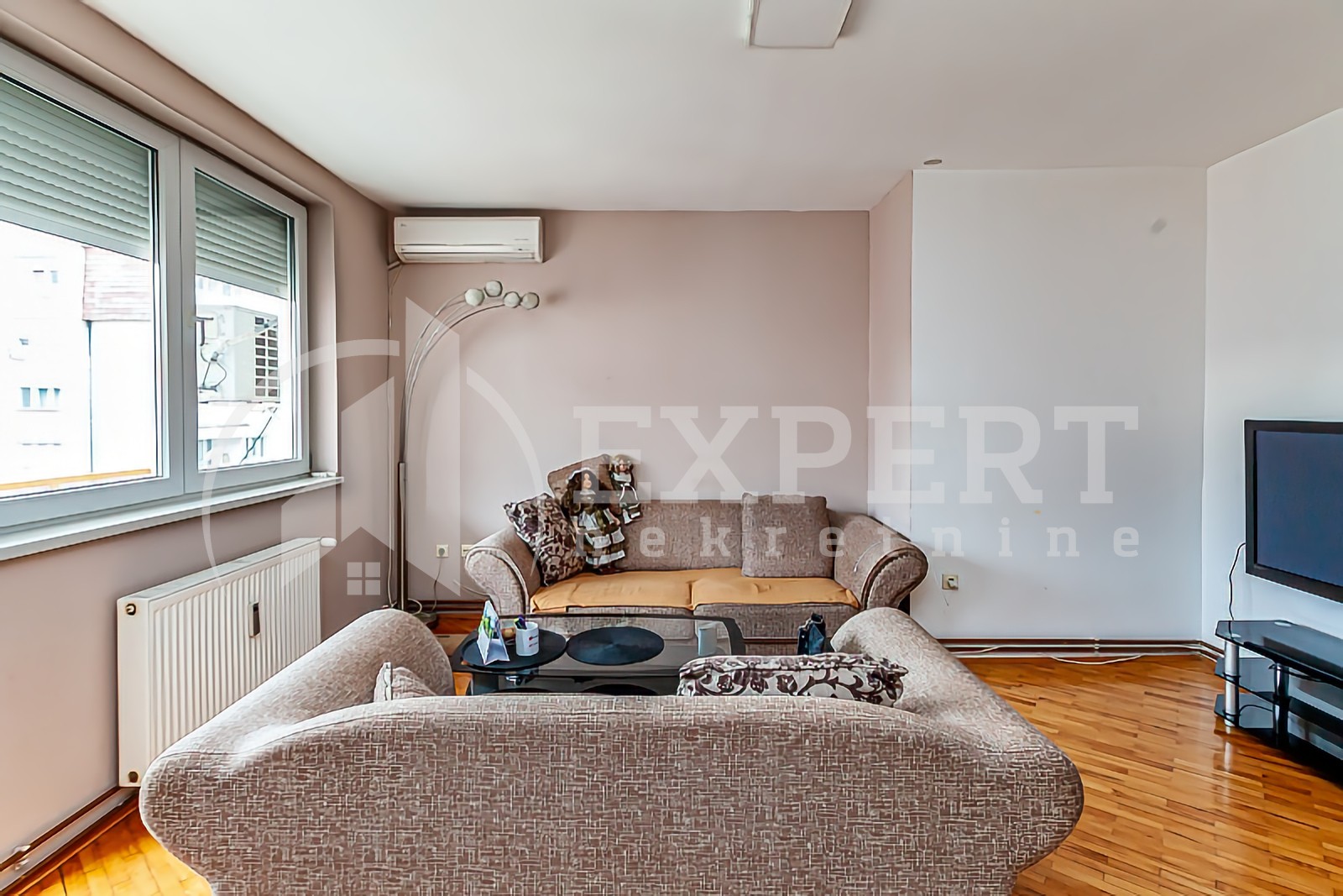 četvorosoban stan, 95 m2, Park Svetog Save, Narodnih heroja ID: p-013805 2