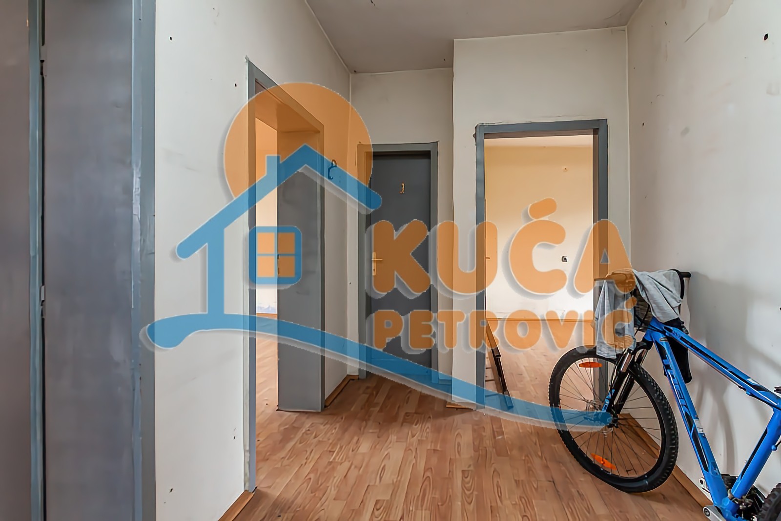 Dvosoban stan, 55 m2, Ćele kula, Igmanska ID: p-013810 9