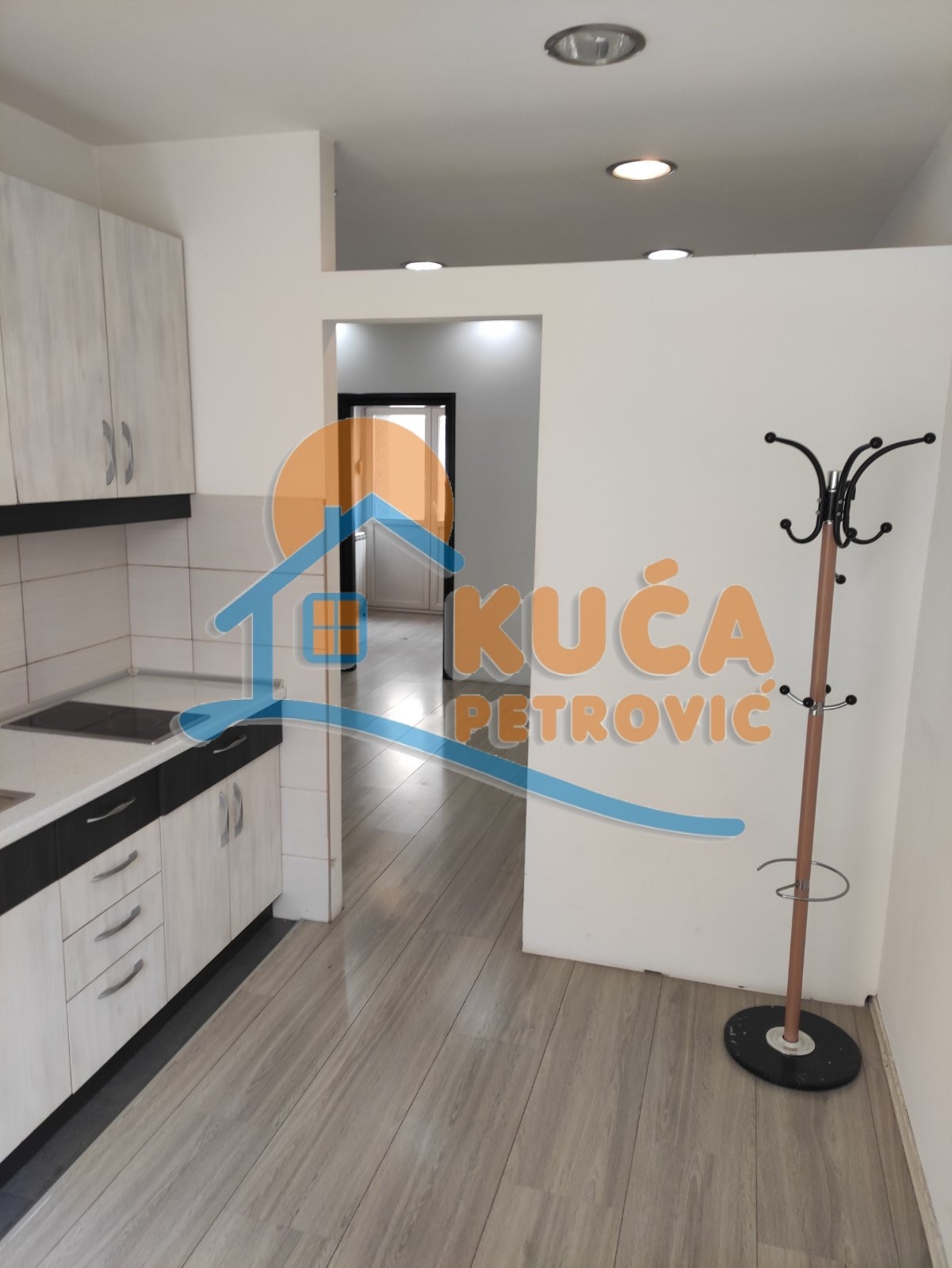 Jednosoban stan, 44 m2, Centar, Obrenovićeva ID: i-013792 9