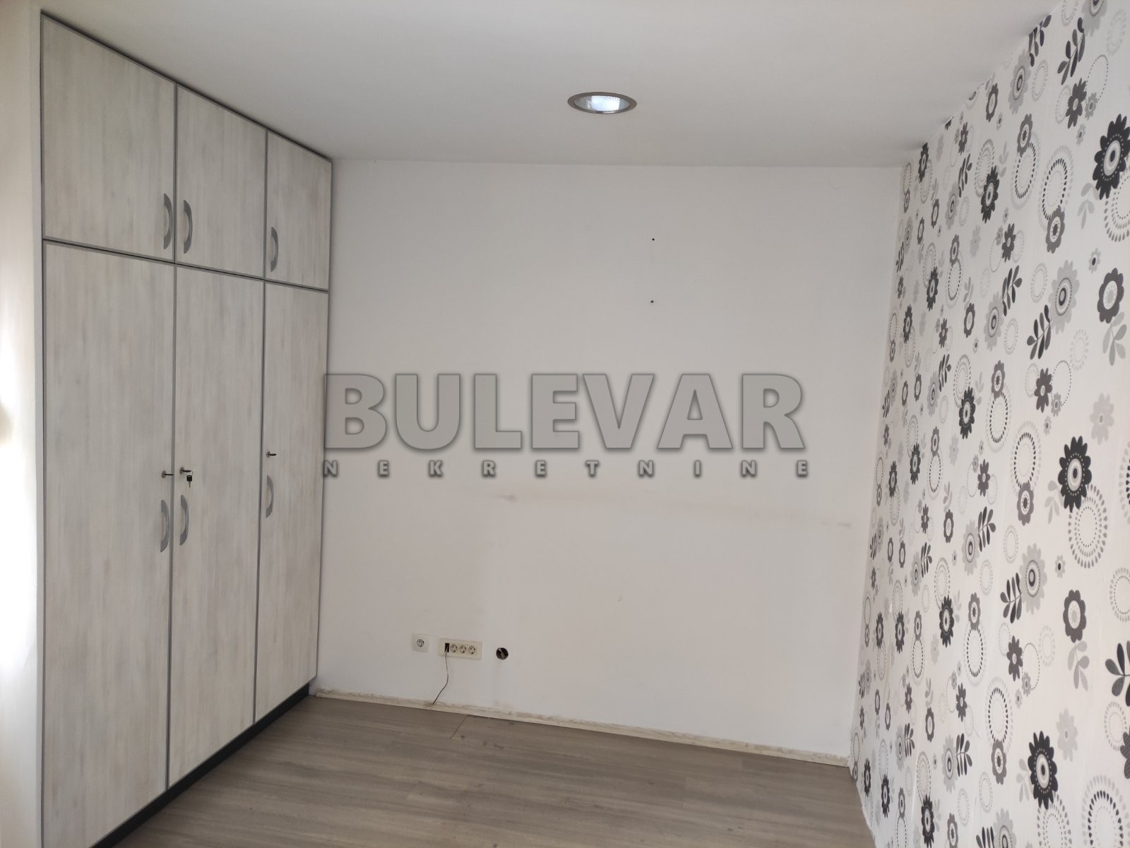 Jednosoban stan, 44 m2, Centar, Obrenovićeva ID: i-013792 3