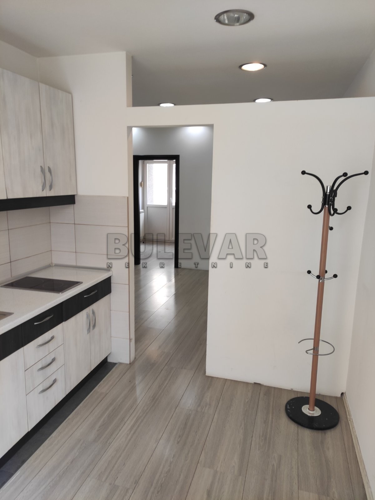 Jednosoban stan, 44 m2, Centar, Obrenovićeva ID: i-013792 9