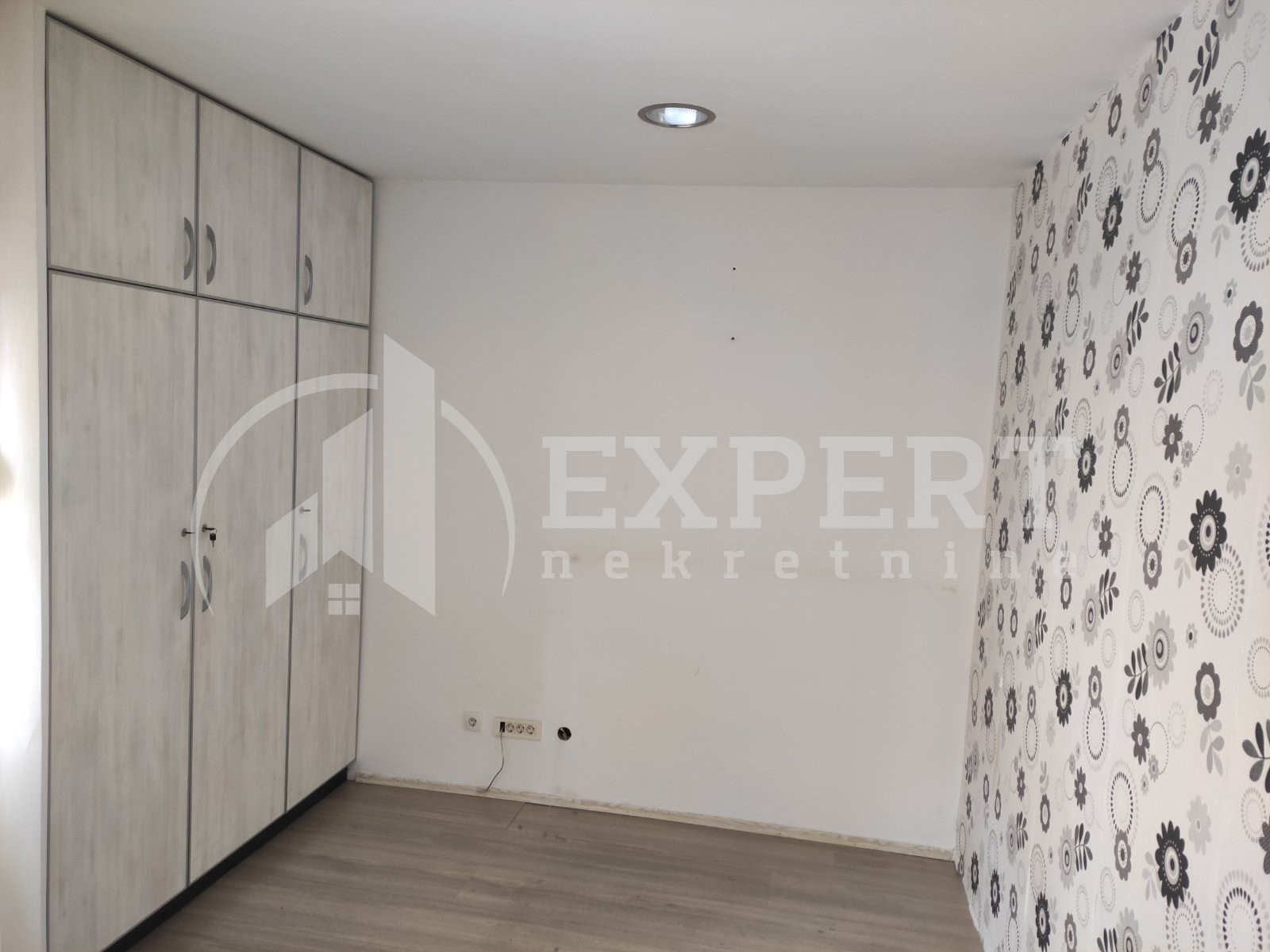 Jednosoban stan, 44 m2, Centar, Obrenovićeva ID: i-013792 3