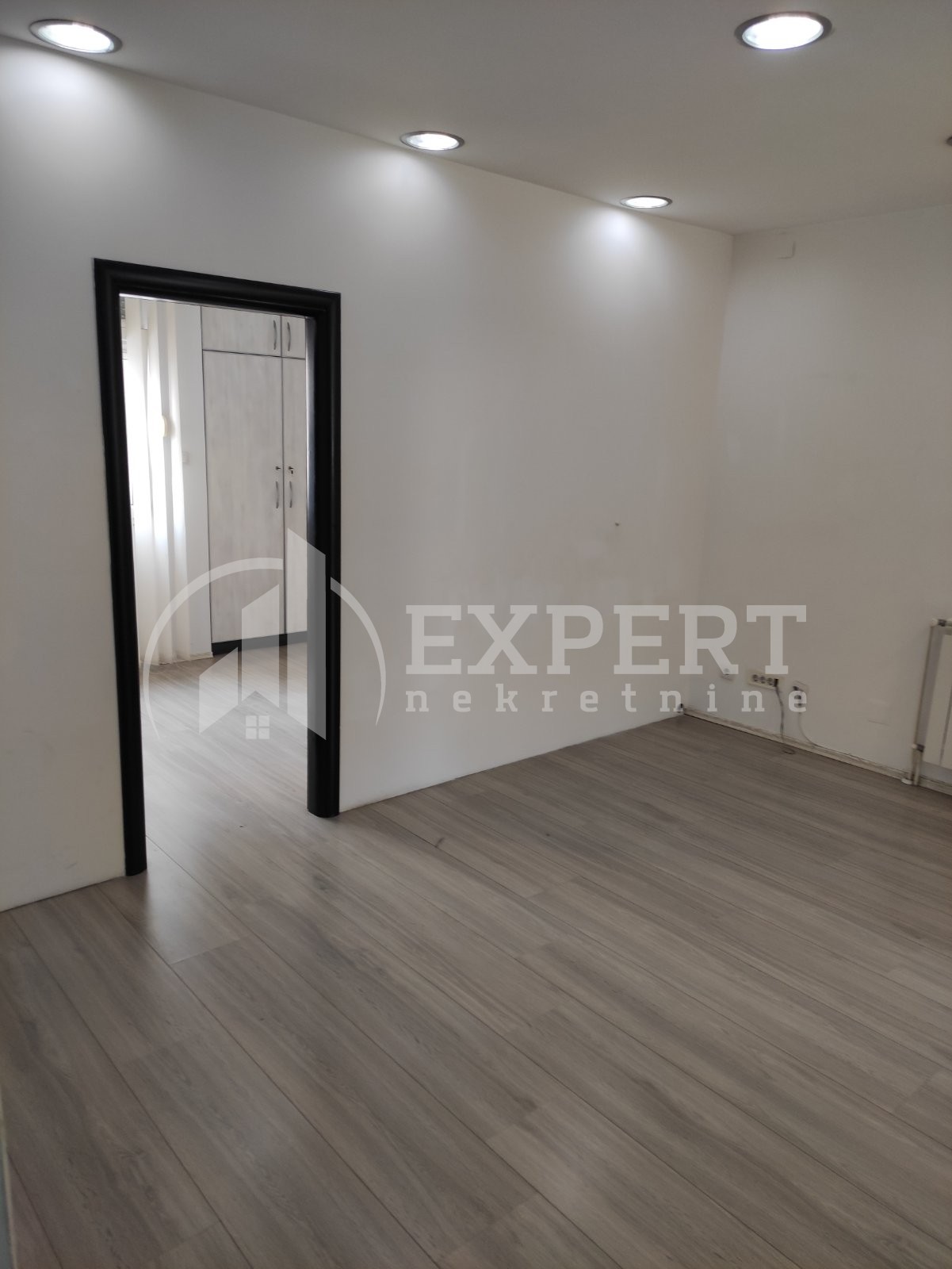 Jednosoban stan, 44 m2, Centar, Obrenovićeva ID: i-013792 7