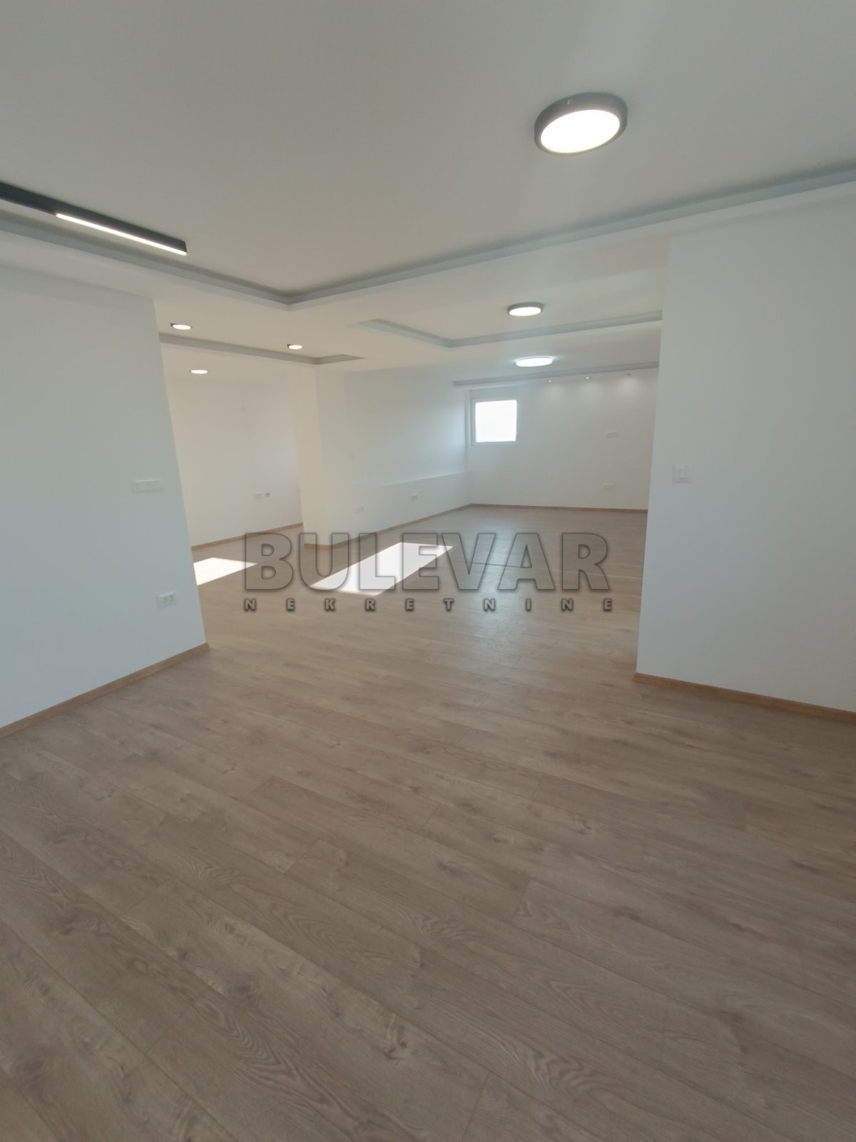 Lokal, 229 m2, Centar, Nade Tomić ID: i-013058 2