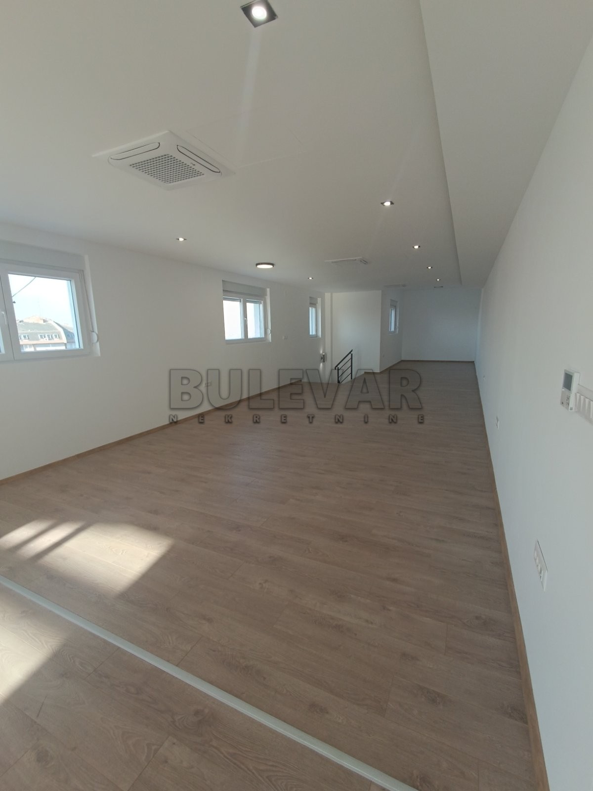 Lokal, 229 m2, Centar, Nade Tomić ID: i-013058 13