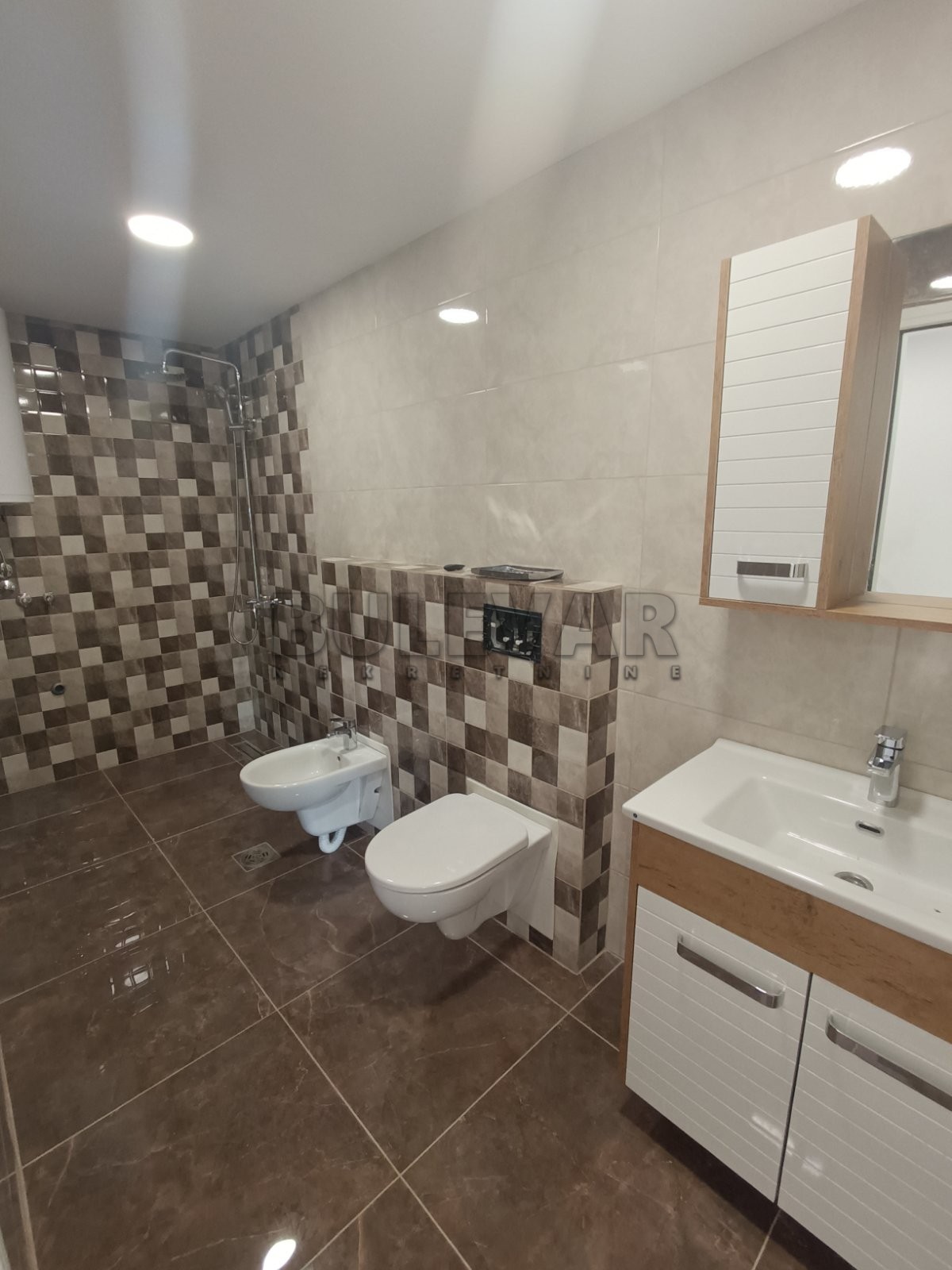 Lokal, 229 m2, Centar, Nade Tomić ID: i-013058 16