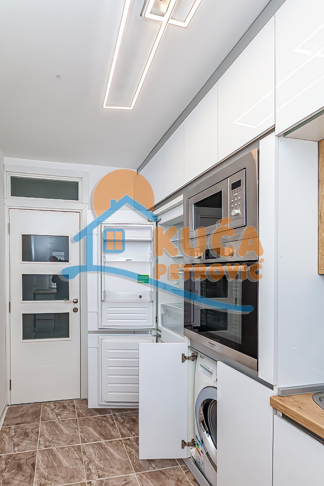 Lokal, 51 m2, Centar, Vožda Karađorđa ID: i-013797 9