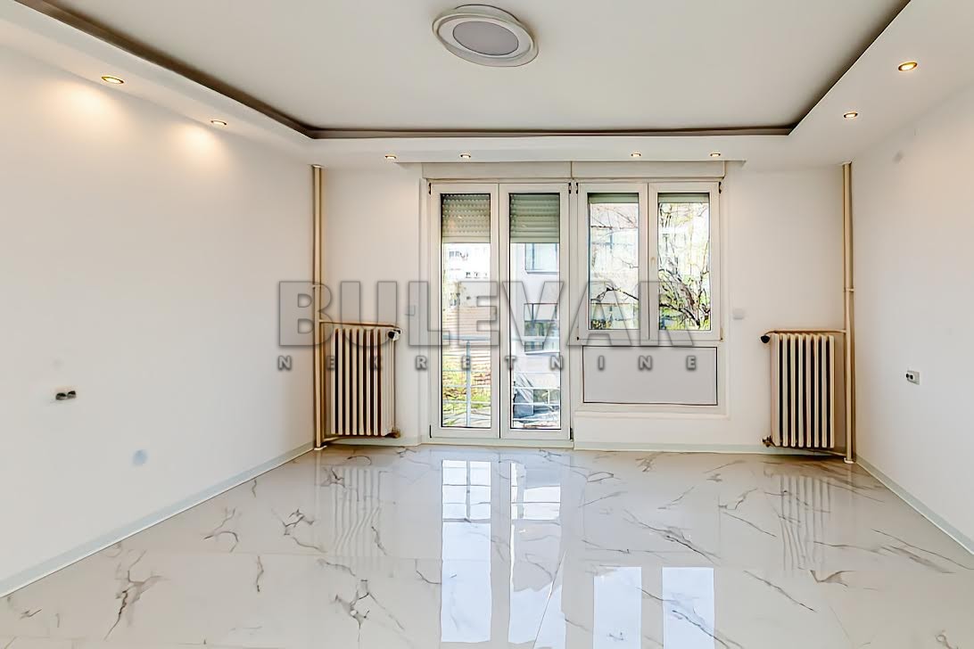 Lokal, 51 m2, Centar, Vožda Karađorđa ID: i-013797 6