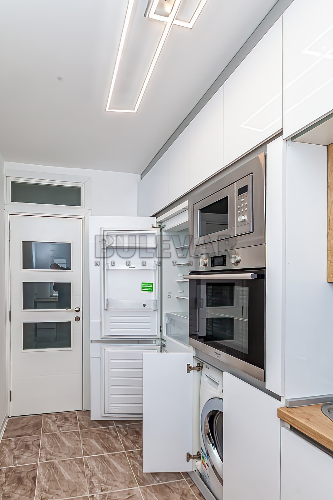 Lokal, 51 m2, Centar, Vožda Karađorđa ID: i-013797 9