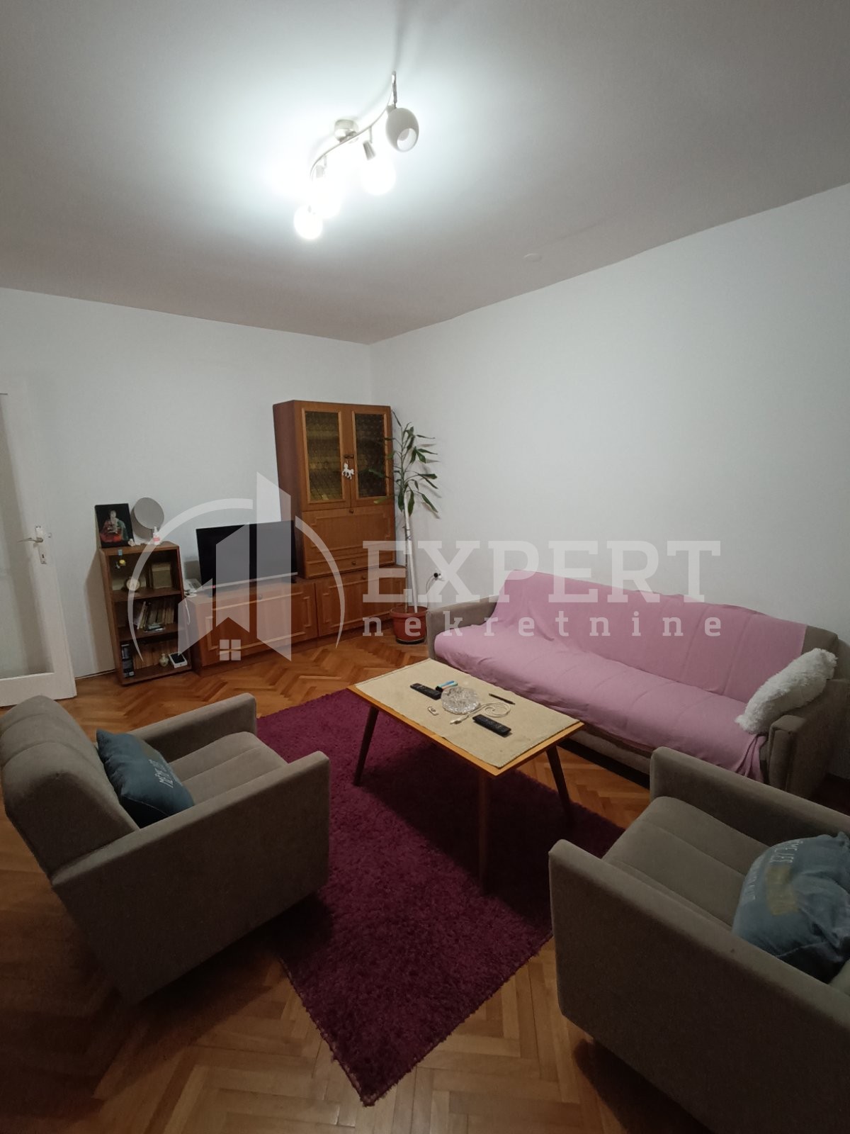 Trosoban stan, 70 m2, Dom zdravlja, Maksima Gorkog ID: i-013786 2