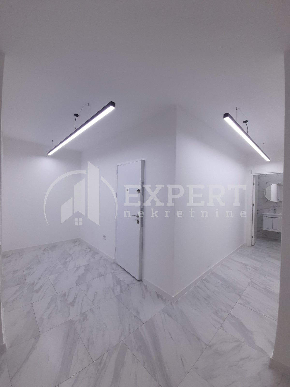 Lokal, 60 m2, Čair, Sestre Baković ID: i-013808 8