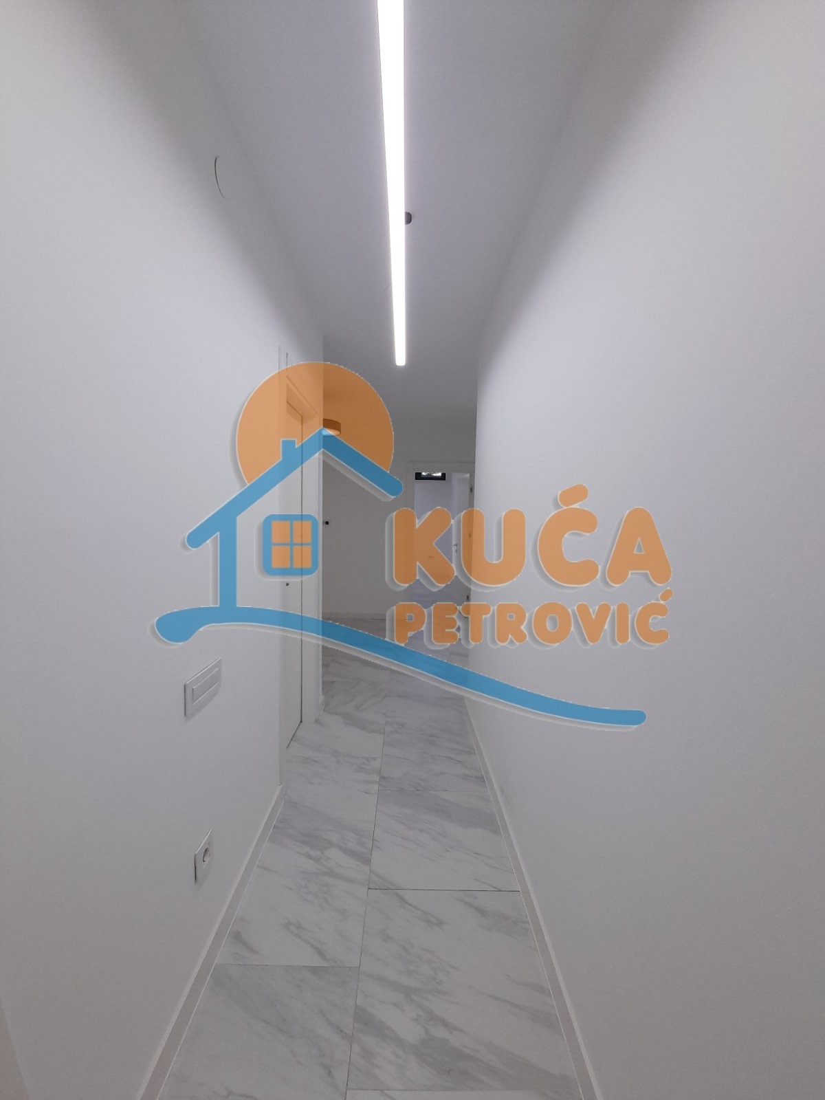 Lokal, 60 m2, Čair, Sestre Baković ID: i-013808 6