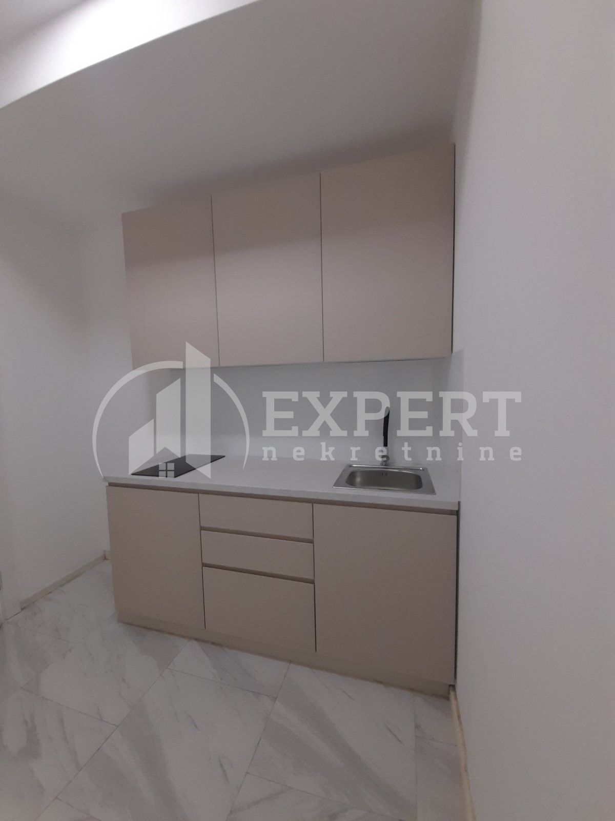 Lokal, 60 m2, Čair, Sestre Baković ID: i-013809 6