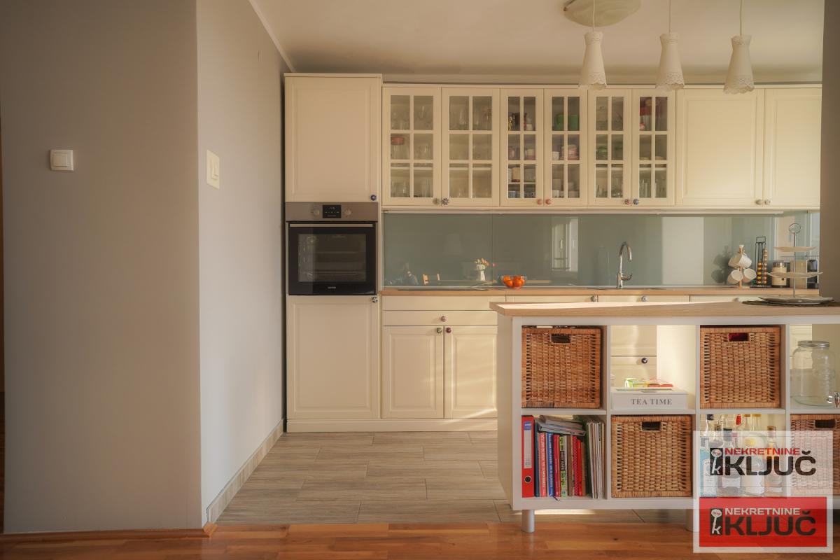 LIMAN 4, Dvoiposoban, 69m2+ Terasa, Renoviran 4