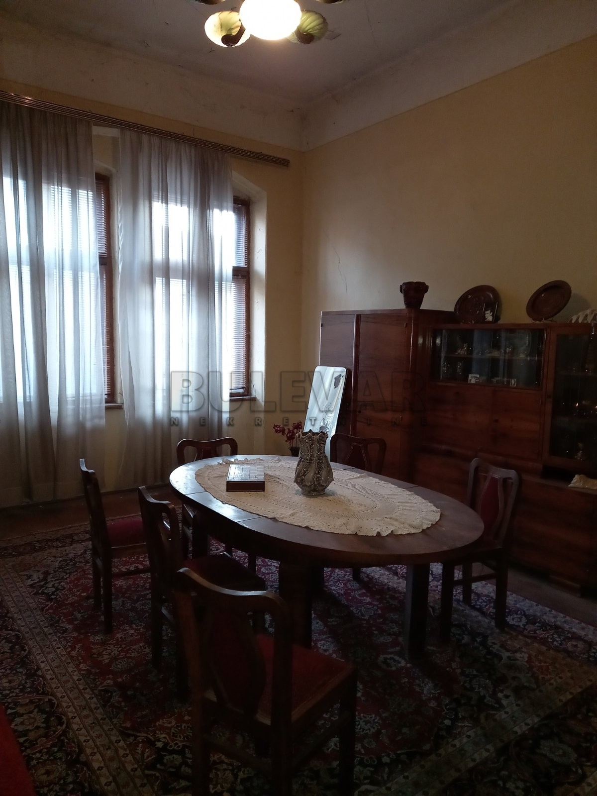 četvorosobna kuća, 296 m2, Centar, 27. marta ID: p-013829 1