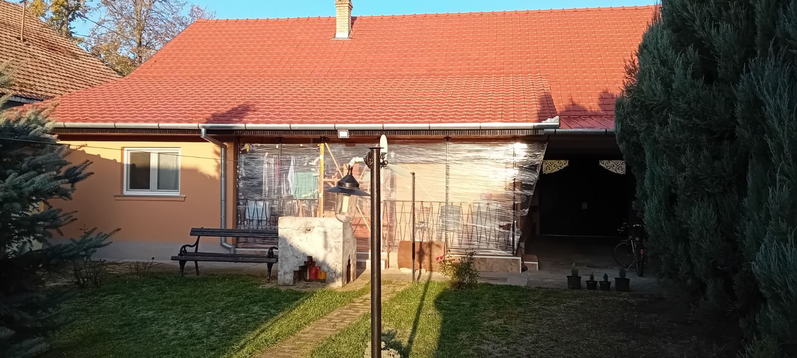 Kuća na idealnoj lokaciji 3