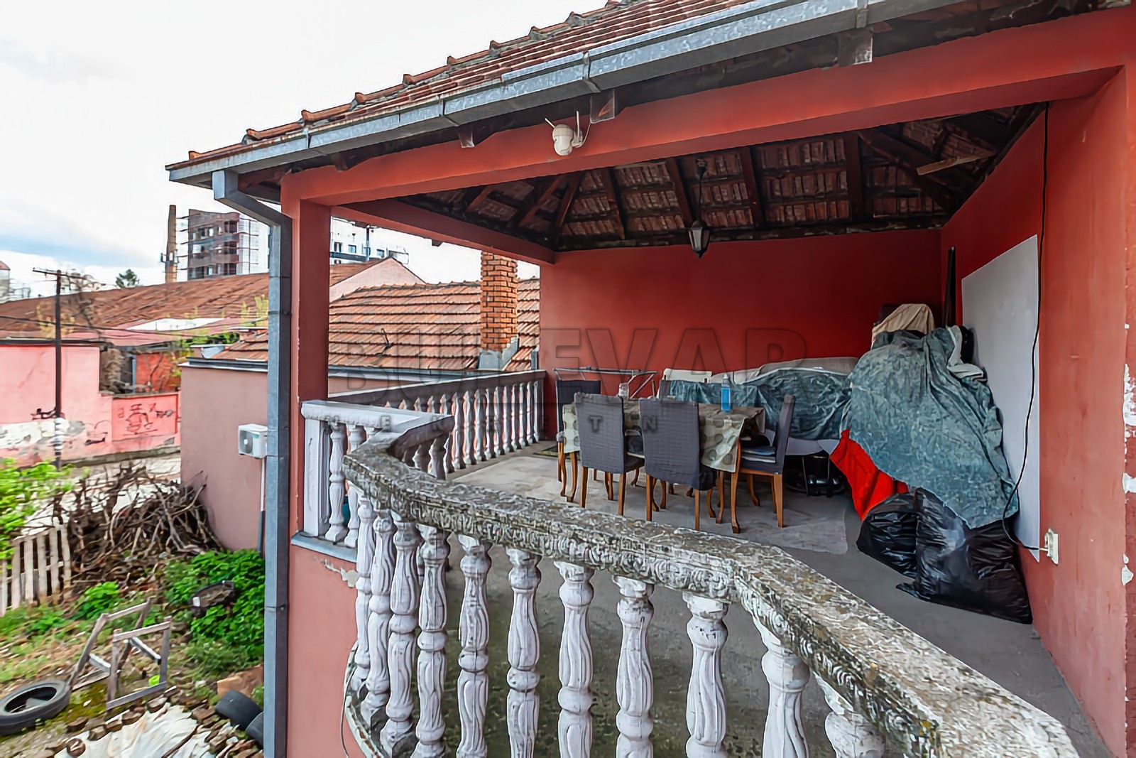 četvorosobna kuća, 200 m2, Železnička stanica, Vojvode Bojovića ID: p-013836 12