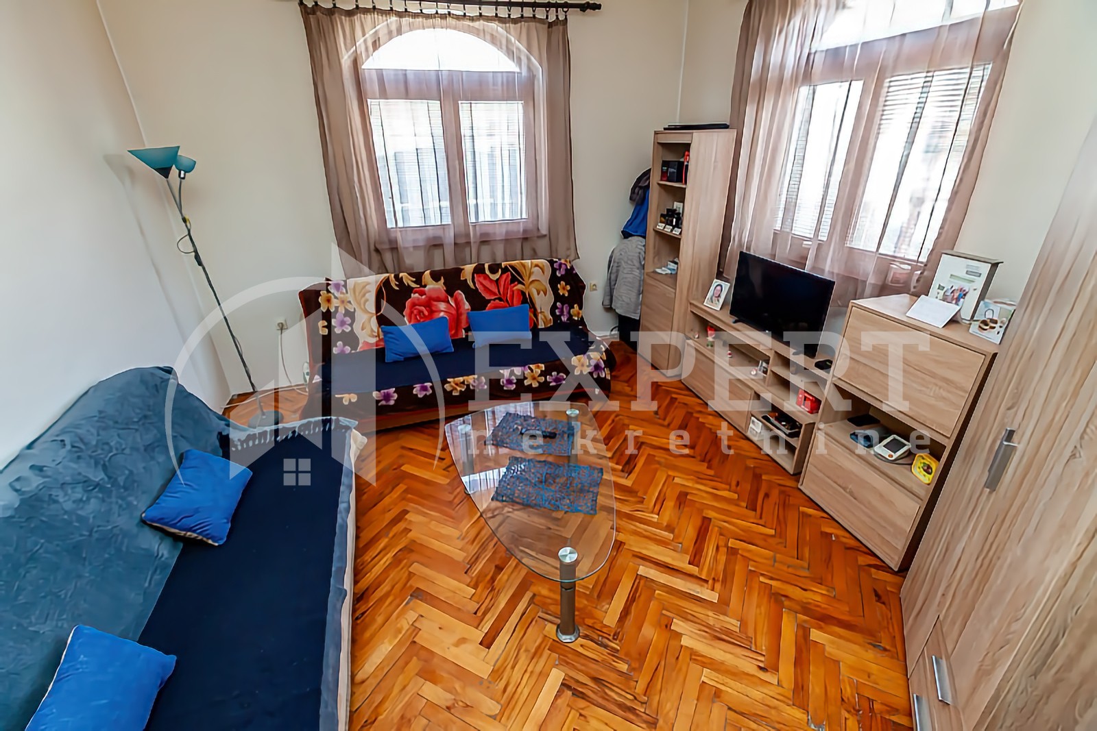 četvorosobna kuća, 200 m2, Železnička stanica, Vojvode Bojovića ID: p-013836 7