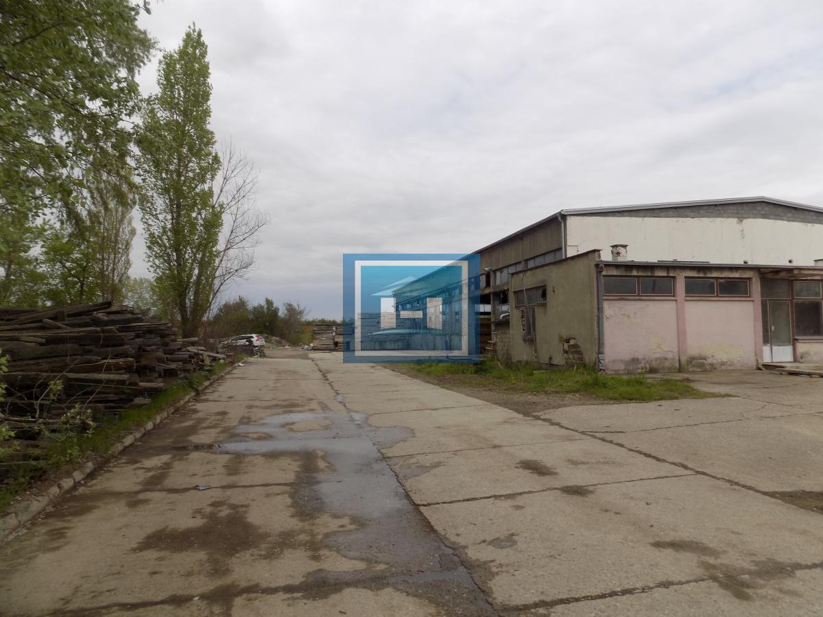 Hala za renoviranje sa kancelarijskim delom 37