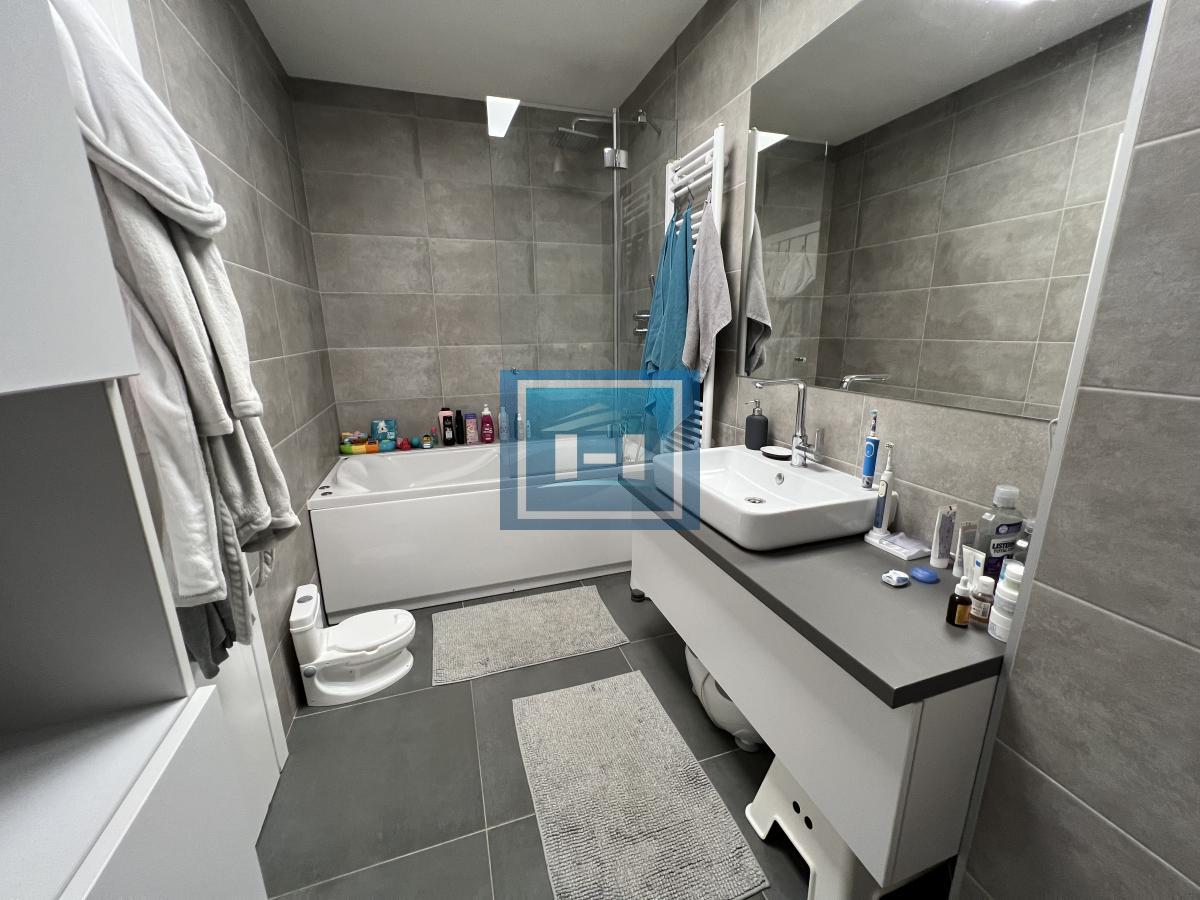 Prelepo uređen stan sa dvorištem 25