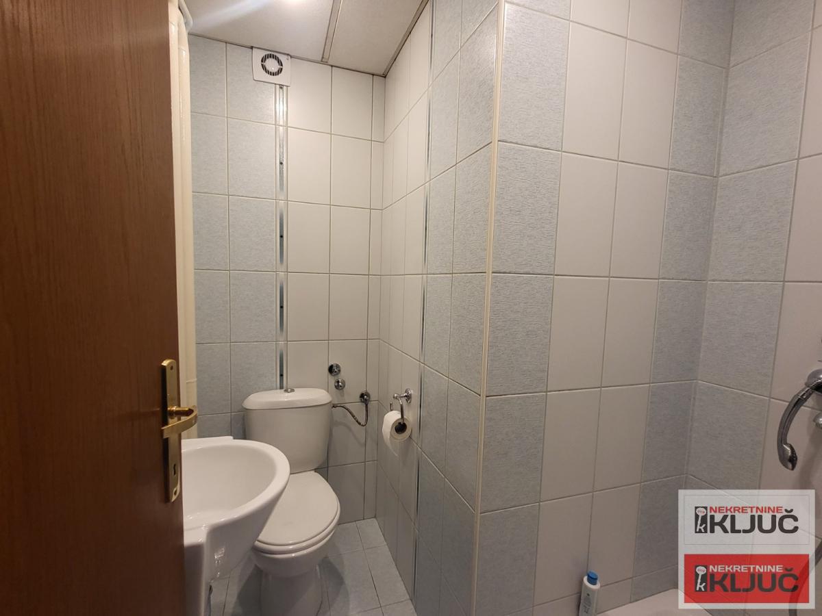 NOVO NASELJE-SAVINA, 120m2, Četvorosoban, Renoviran 7