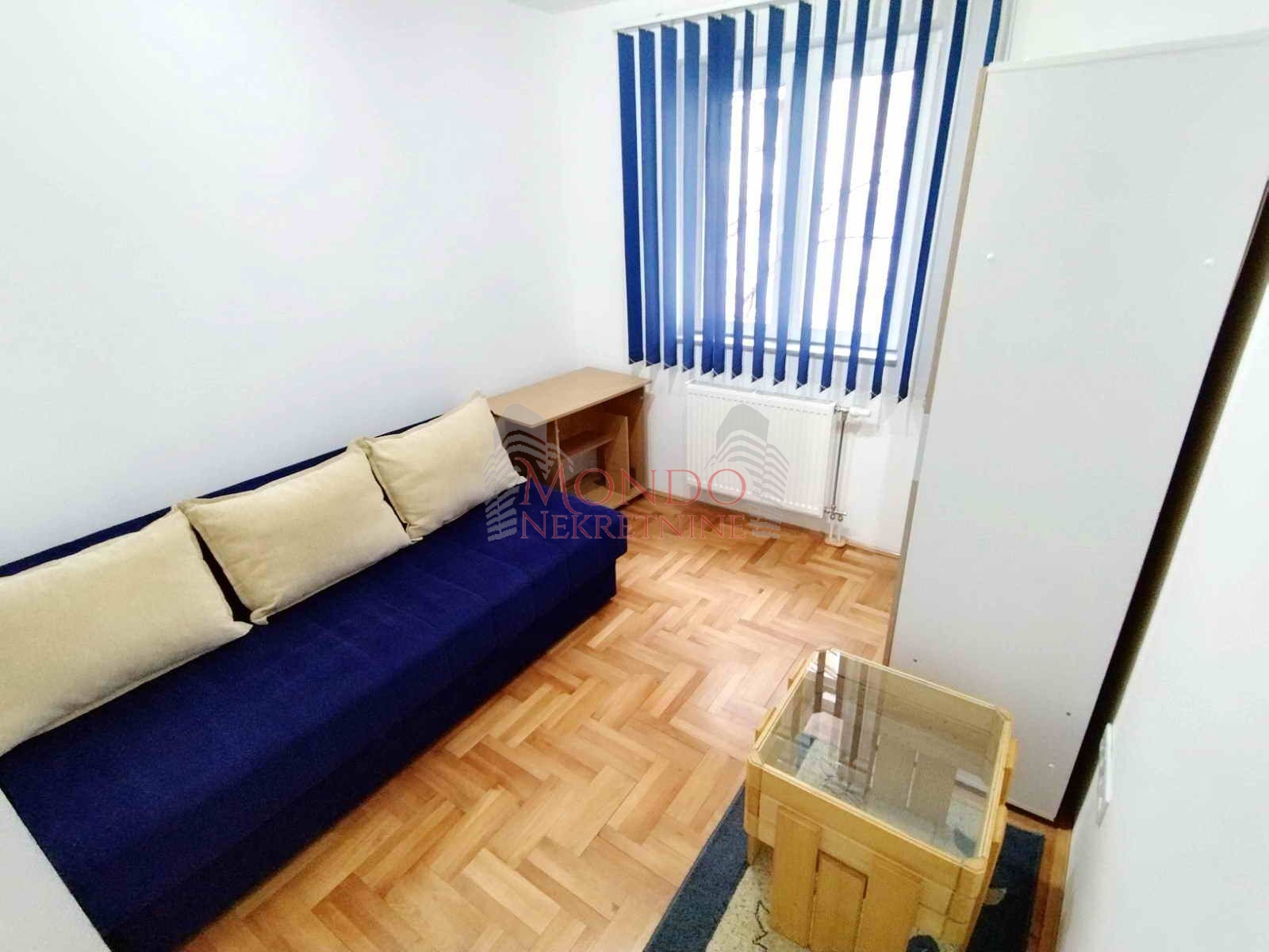 Jednoiposoban nov stan na Bulevaru Nemanjića 7